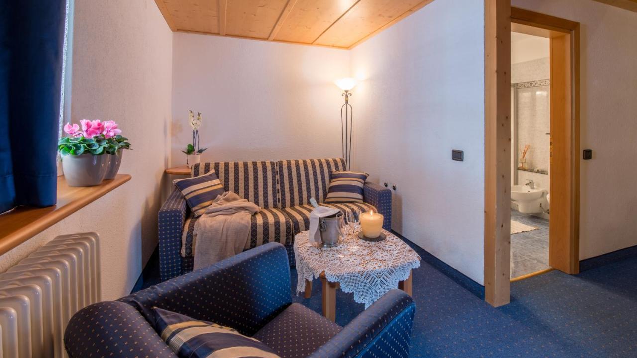 Sport Hotel Alpina Мадезімо Екстер'єр фото